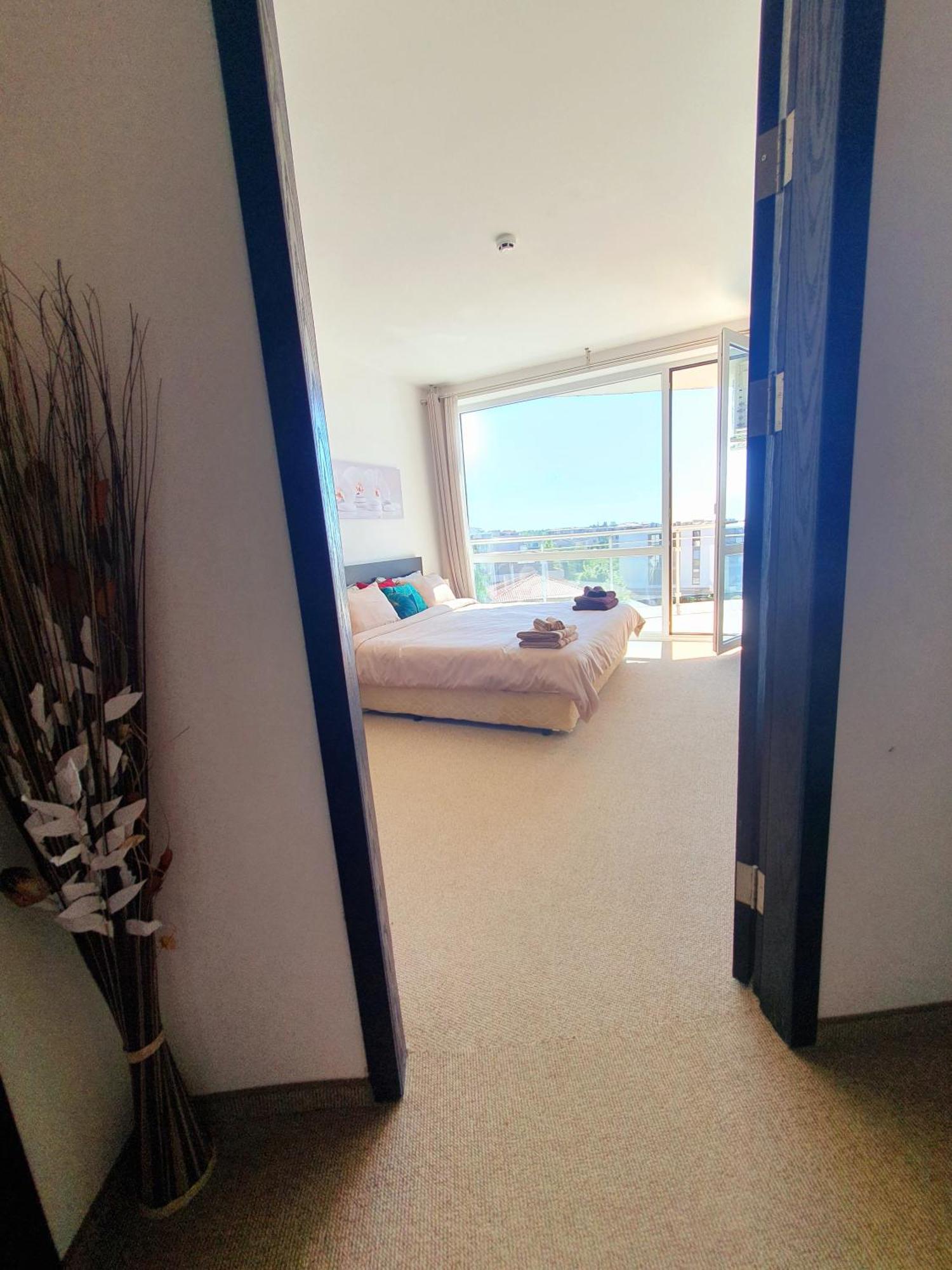 Elena'S Lux Aparthotel - Town & Sea View - Atlantis Spa サラフォヴォ エクステリア 写真